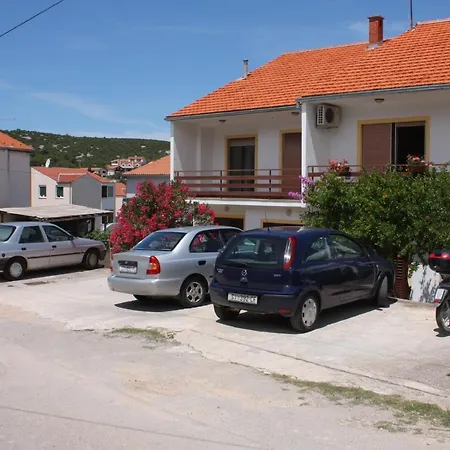 Apartman 5091c Tisno