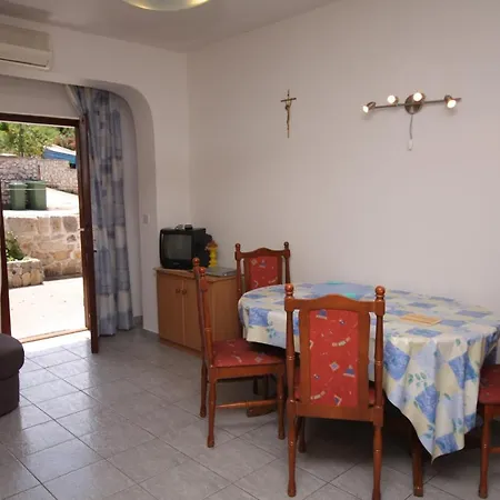 Apartment 5091c
